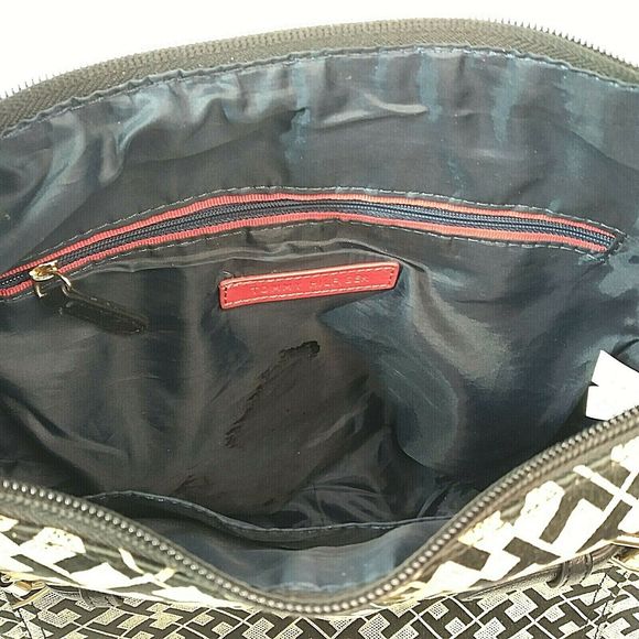 Tommy Hilfiger TH Logo Taupe Satchel Hand Bag Preowned - Used - Picture 4 of 5